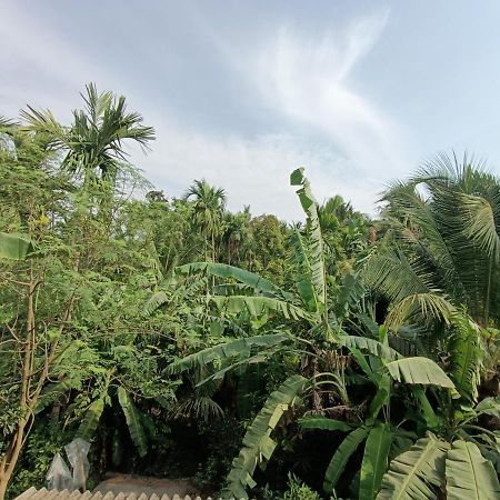 Shree Nivas Home Stay ศรีวาร์ธัน ภายนอก รูปภาพ