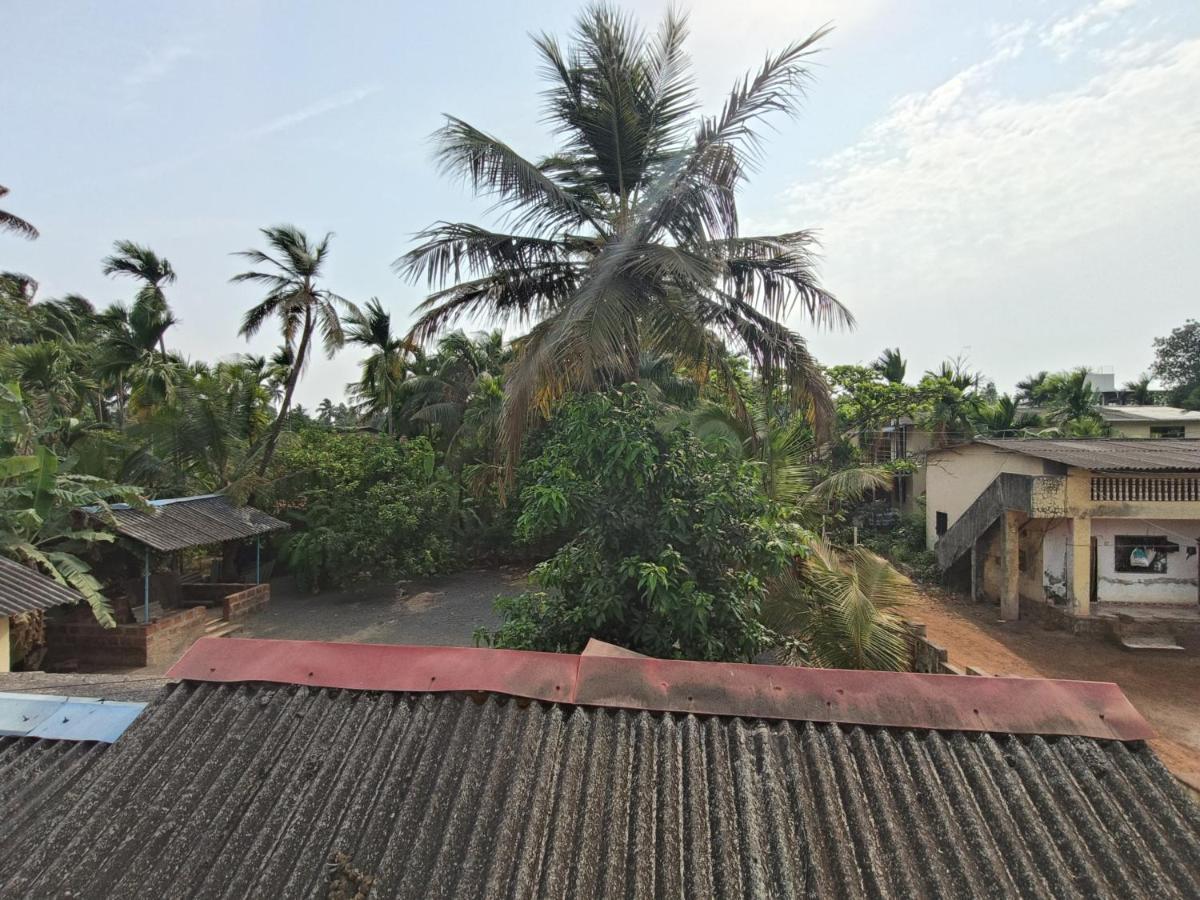 Shree Nivas Home Stay ศรีวาร์ธัน ภายนอก รูปภาพ
