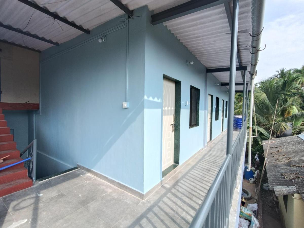 Shree Nivas Home Stay ศรีวาร์ธัน ภายนอก รูปภาพ
